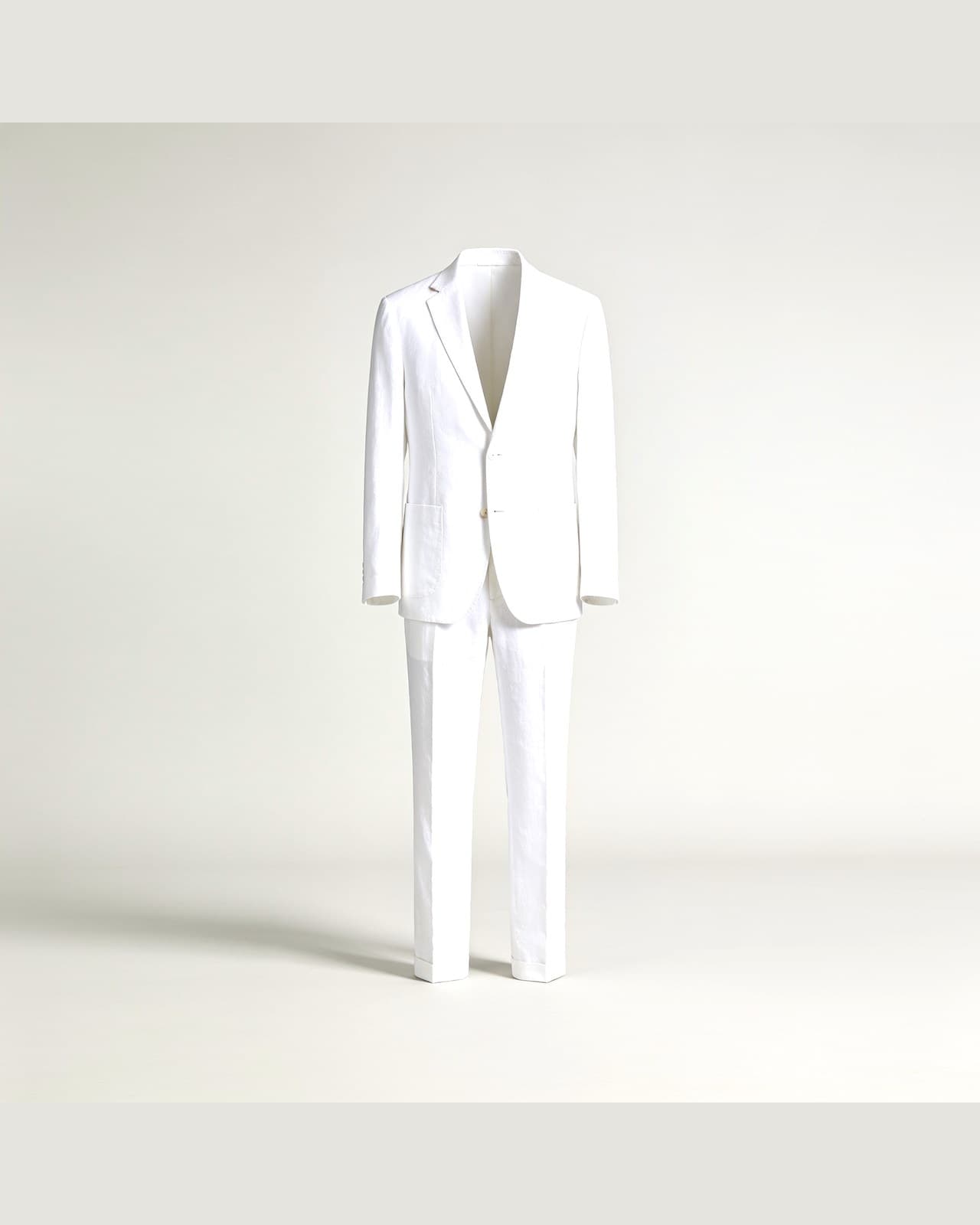 Garlate Linen Suit · White