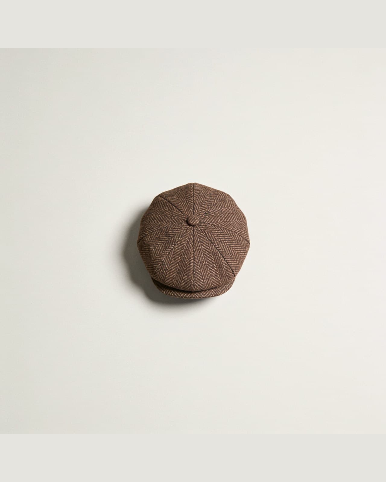 Torriggia Tweed Flat Cap · Brown herringbone