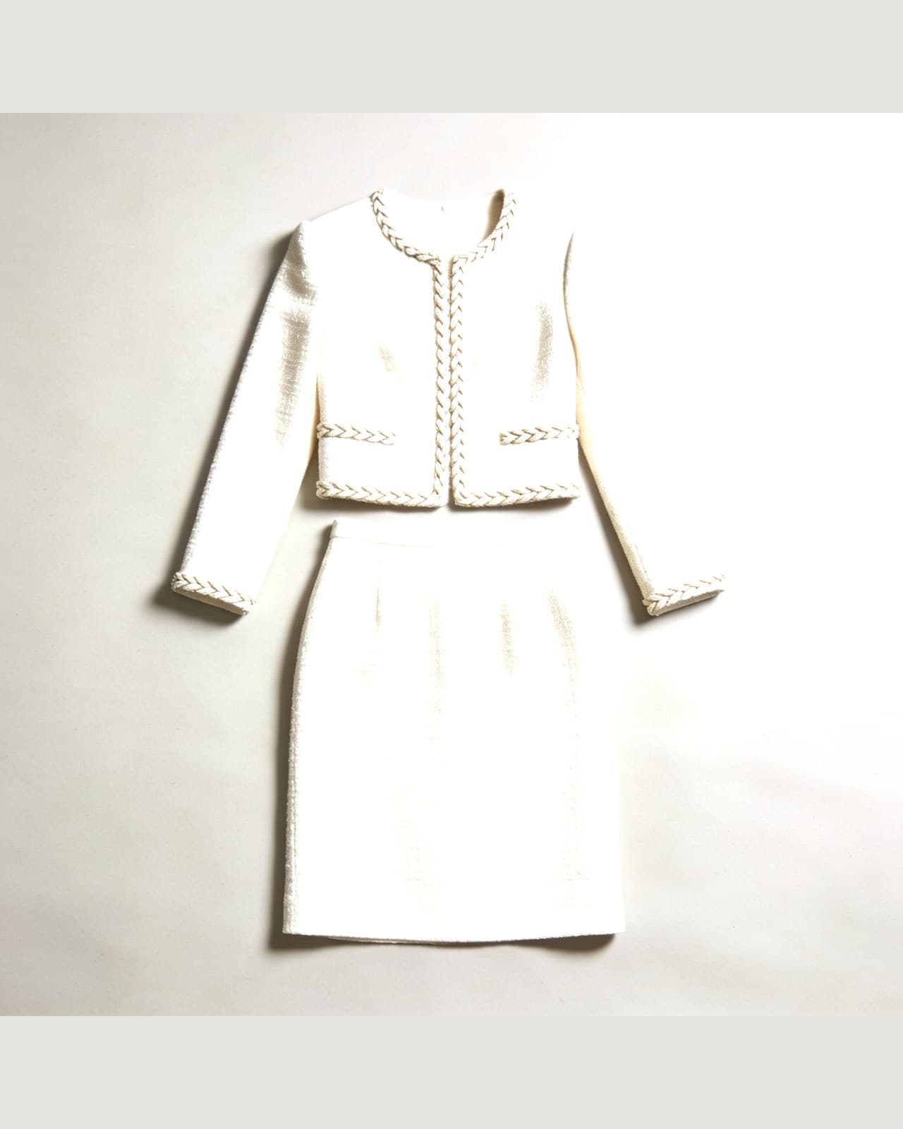 Introzzo Tweed Suit · Krém
