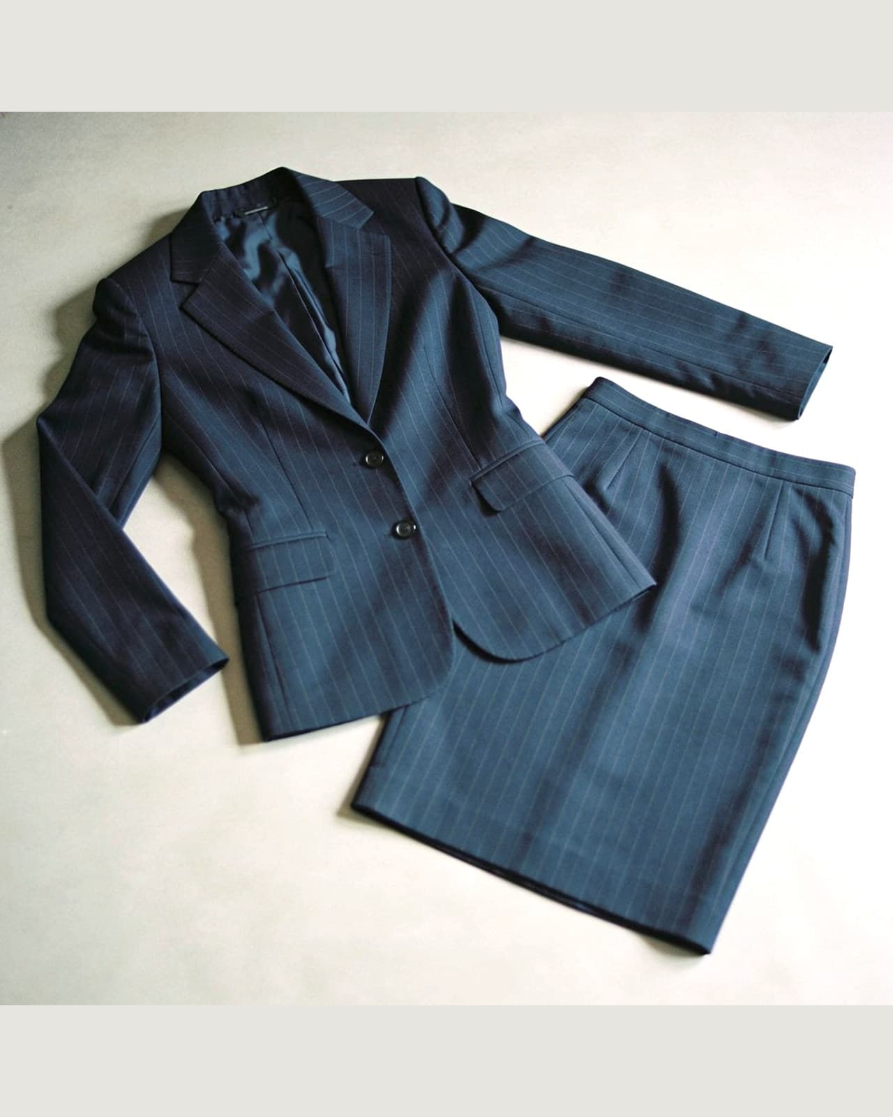 Oggiono Pinstripe Suit · Navy pinstripe