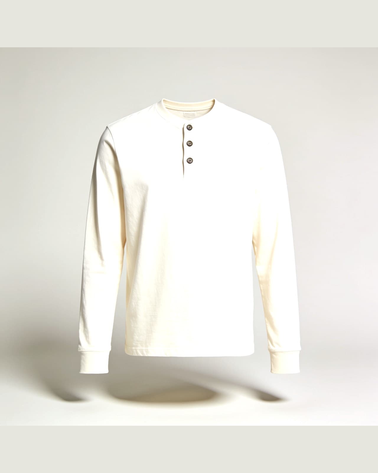 Nesso Henley · Кремаво